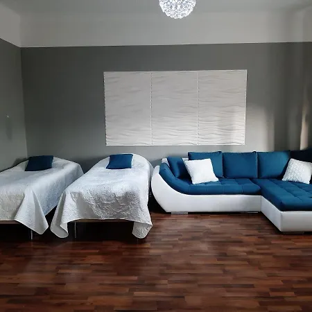 Go Happy Vilhonkatu 9. Stylish In The Heart Of The Centrer Apartment
